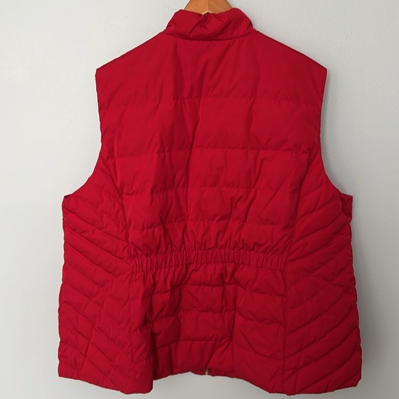 Talbots Red Quilted Down Vest with brass zipper and snap-close pockets. - Picture 3 of 4